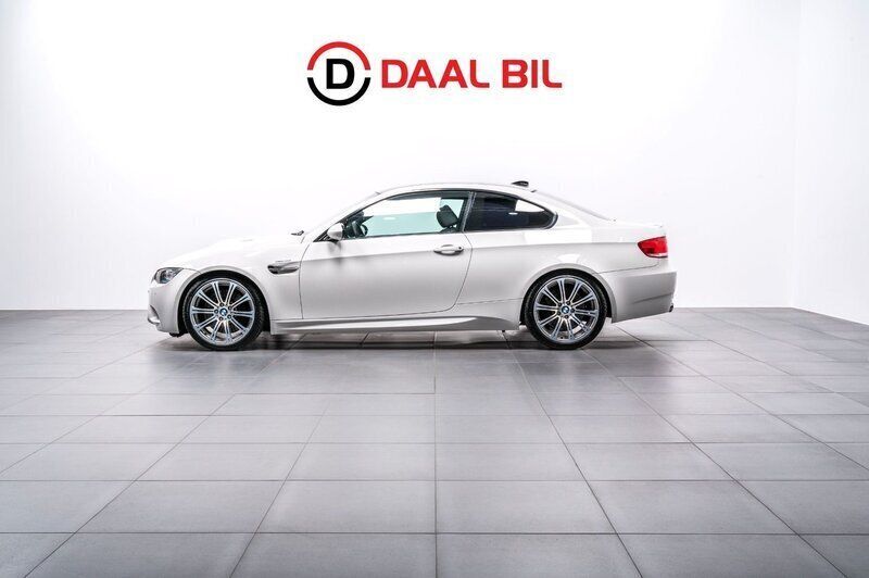 Vit Begagnad 2008 BMW M3 Sportkupé | 479 700 kr - Bild 1/4