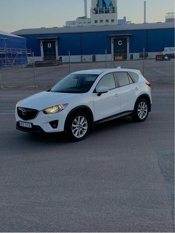 Vit Begagnad 2012 Mazda CX-5 SUV | 80 000 kr (Marknadspris) - Bild 1/4