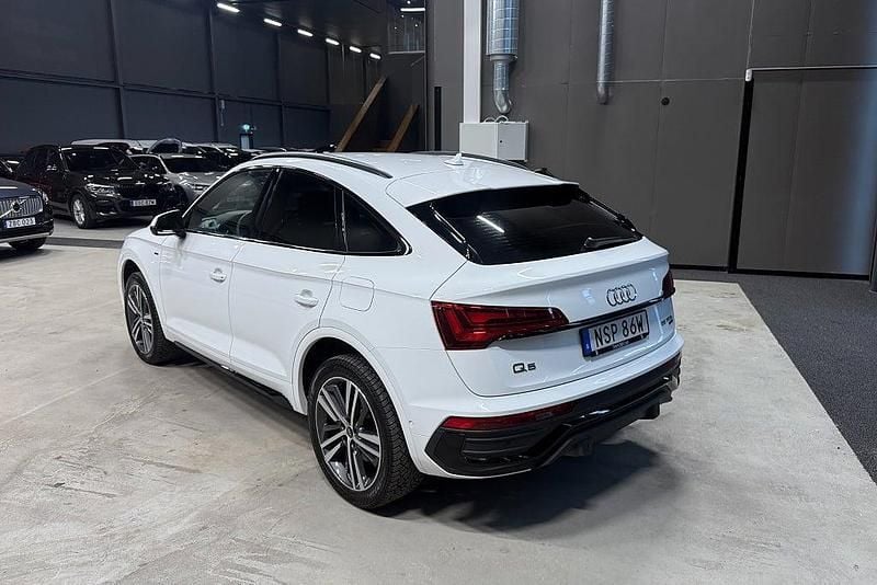 Begagnad Audi Q5 Sportback S-Line 265 HK (194 kW) 2023 Vit SUV