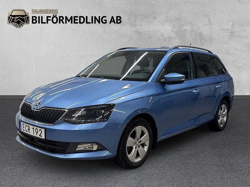 Blå Begagnad 2015 Skoda Fabia Style Kombi | 99 800 kr (Marknadspris) - Bild 1/4