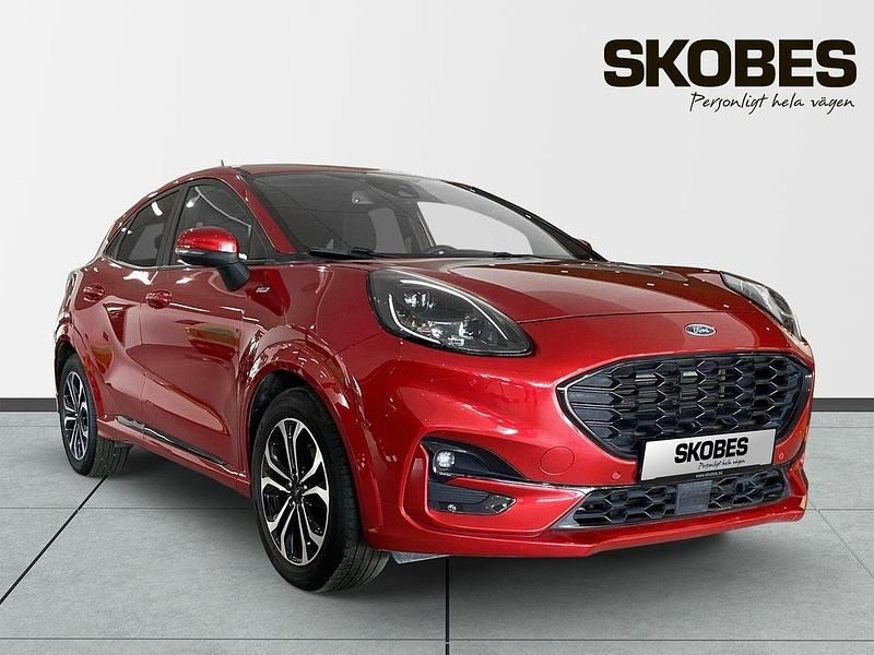 Röd Begagnad 2021 Ford Puma ST-Line SUV | 189 400 kr (Marknadspris) - Bild 1/3