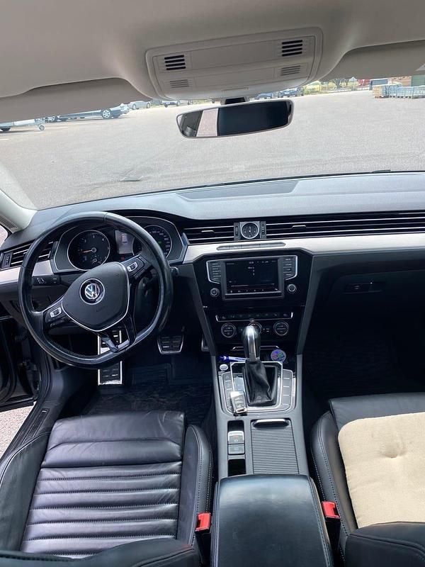 Begagnad VW Passat 190 HK (139 kW) 2015