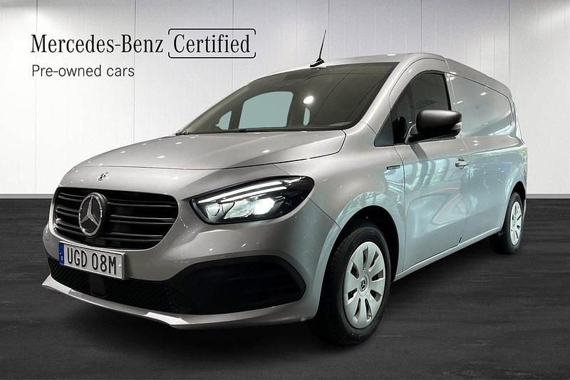 Silver Begagnad 2023 Mercedes eCitan Van | 411 250 kr (Dyr) - Bild 1/4
