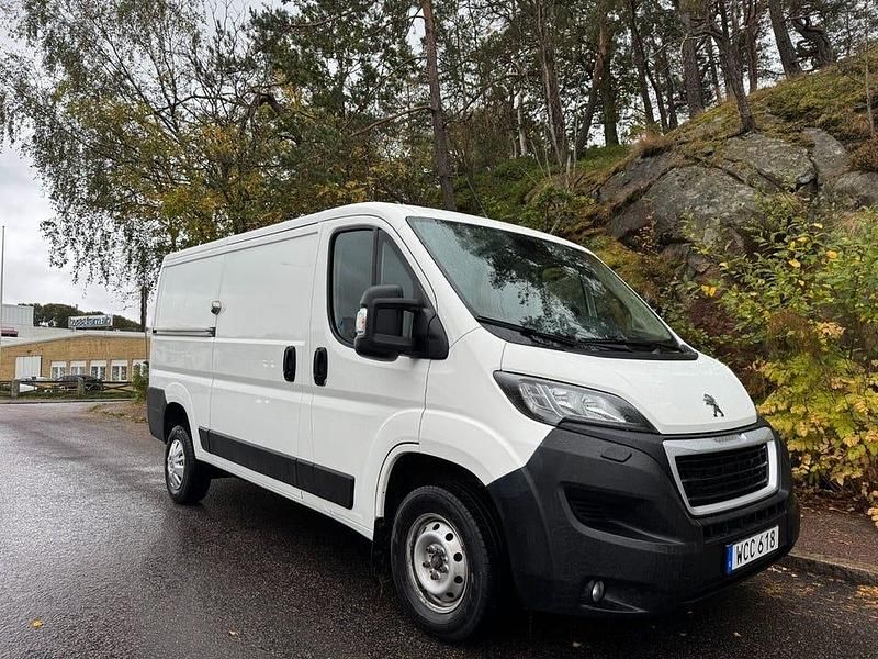 Begagnad Peugeot Boxer 131 HK (96 kW) 2019 Vit Van