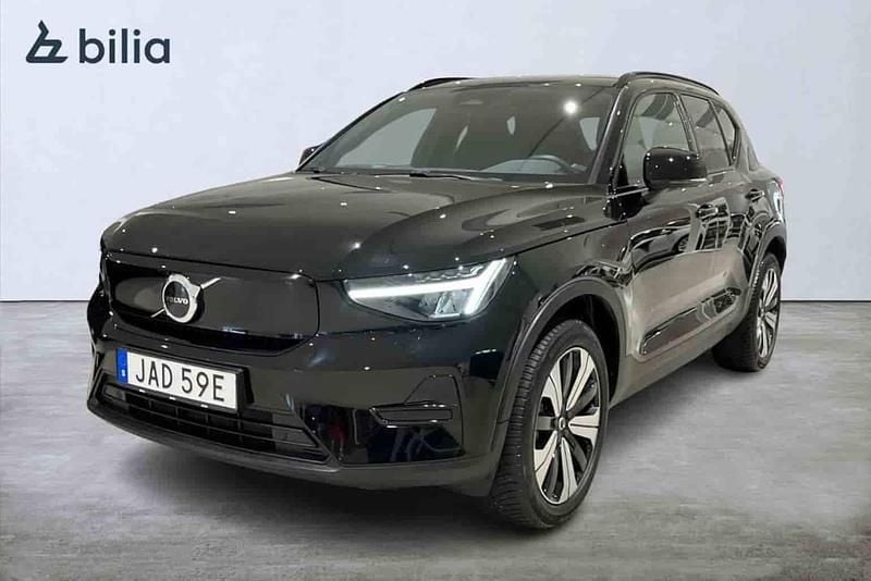 Svart Begagnad 2023 Volvo XC40 Single Motor SUV | 334 900 kr - Bild 1/1