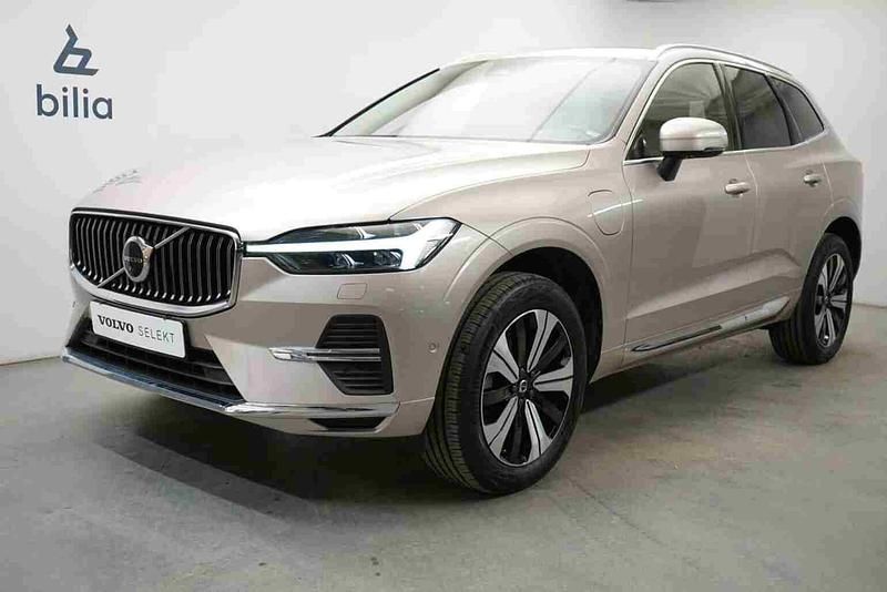 Grå Begagnad 2023 Volvo XC60 SUV | 509 900 kr (Marknadspris) - Bild 1/1