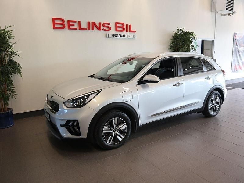 Grå Begagnad 2019 Kia Niro 3 SUV | 199 500 kr (Marknadspris) - Bild 1/4