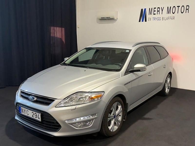 Grå Begagnad 2014 Ford Mondeo Sport Kombi | 84 800 kr (Marknadspris) - Bild 1/4