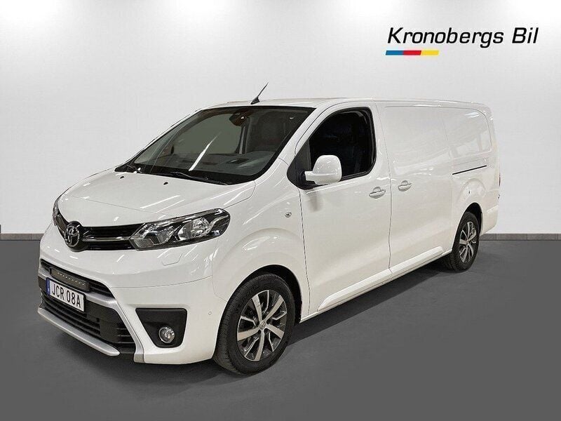 Vit Begagnad 2021 Toyota Proace Van | 239 400 kr (Dyr) - Bild 1/4