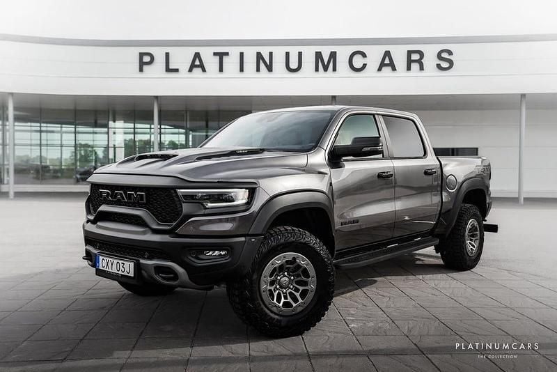 Granite crystal Begagnad 2024 RAM 1500 Pickup | 1 579 000 kr - Bild 1/4