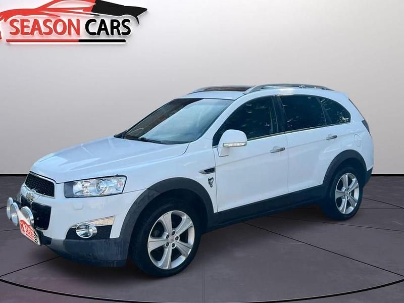 Vit Begagnad 2012 Chevrolet Captiva SUV | 69 900 kr (Lite dyr) - Bild 1/3