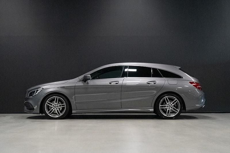 Begagnad Mercedes CLA200 Shooting Brake 136 HK (100 kW) 2018 Grå Kombi