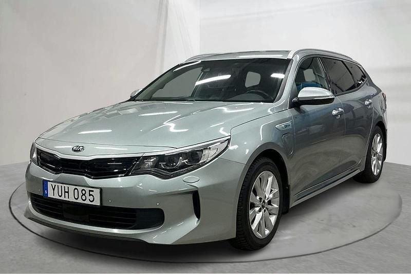 Grå Begagnad 2018 Kia Optima Advance Kombi | 149 000 kr (Marknadspris) - Bild 1/4