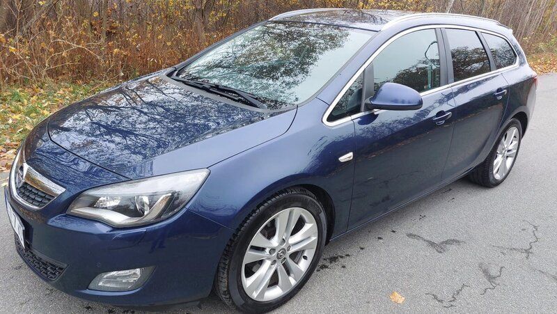 Blå Begagnad 2011 Opel Astra Enjoy Kombi | 64 900 kr (Marknadspris) - Bild 1/4