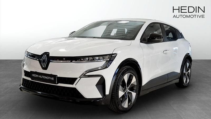 Begagnad Renault Megane E-Tech 160 kW (218 HK) 2022 Halvkombi