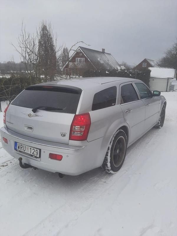 Begagnad Chrysler 300C Touring 193 HK (141 kW) 2006 Kombi