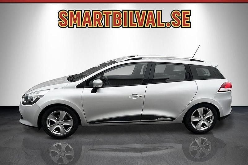 Begagnad Renault Clio GrandTour 90 HK (66 kW) 2016 Silver Kombi