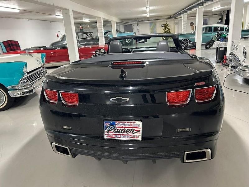 Begagnad Chevrolet Camaro 405 HK (297 kW) 2011 Svart Cab