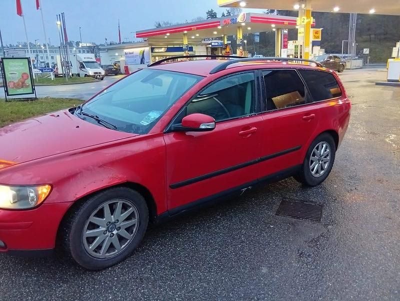 Begagnad 2007 Volvo V50 Kombi | 19 900 kr (Marknadspris) - Bild 1/3