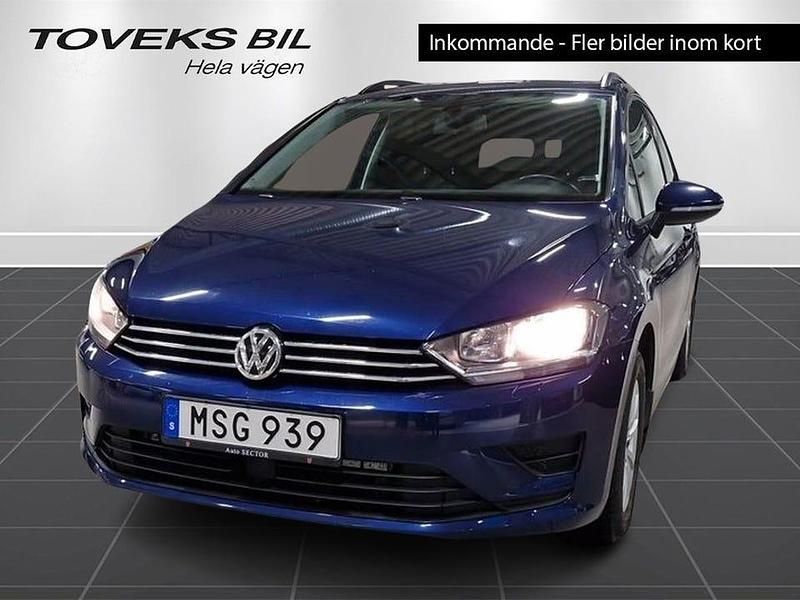Blå Begagnad 2018 VW Golf VII Kombi | 159 900 kr (Marknadspris) - Bild 1/3