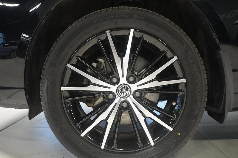 Begagnad MG MG5 EV Long Range 114 kW (156 HK) 2022 Svart Kombi