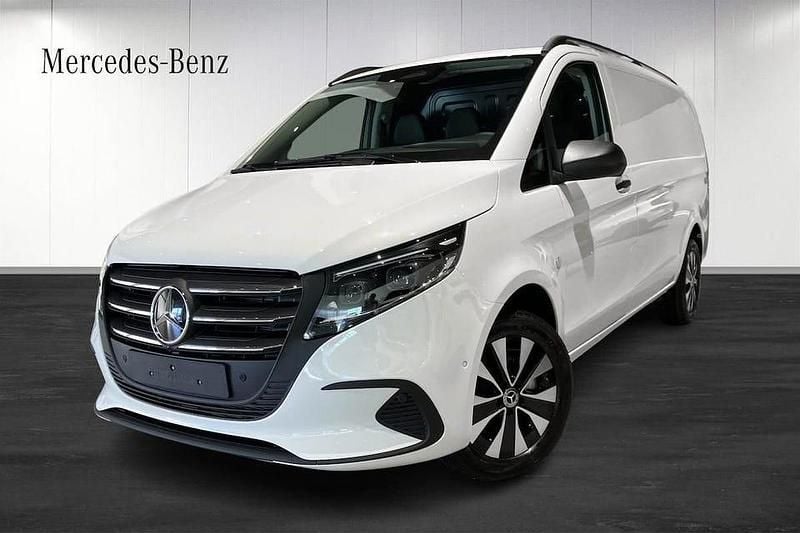 Vit Begagnad 2024 Mercedes Vito Van | 657 375 kr (Dyr) - Bild 1/4