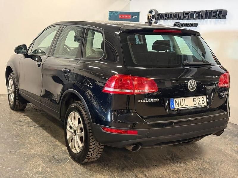 Begagnad VW Touareg 245 HK (180 kW) 2012 Svart SUV