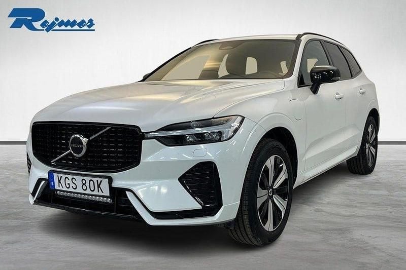 Crystal vit metallic Begagnad 2024 Volvo XC60 Plus SUV | 459 900 kr (Lite dyr) - Bild 1/4
