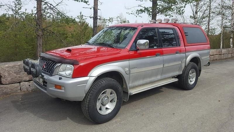 Begagnad 2002 Mitsubishi L200 Pickup | 34 000 kr - Bild 1/4