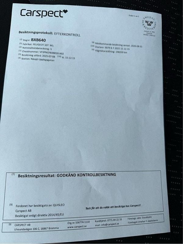 Grå Begagnad 2011 Peugeot 107 Halvkombi | 34 999 kr (Marknadspris) - Bild 1/4