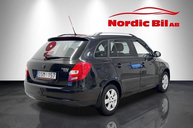 Begagnad Skoda Fabia 69 HK (50 kW) 2008 Svart Kombi