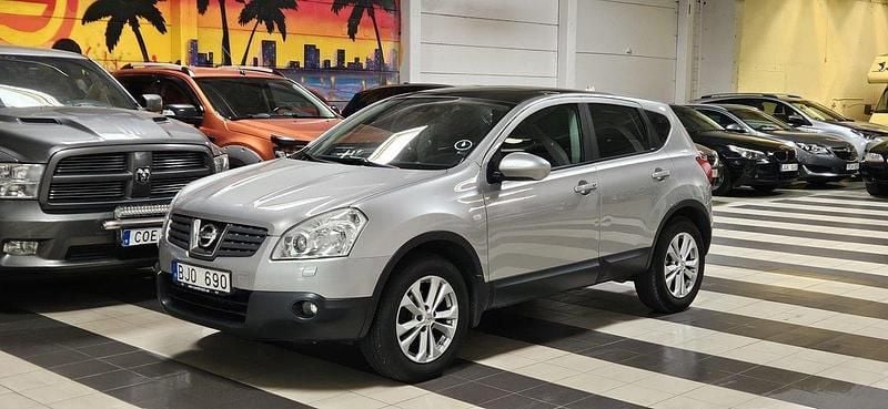 Silver Begagnad 2008 Nissan Qashqai SUV | 49 600 kr (Marknadspris) - Bild 1/4