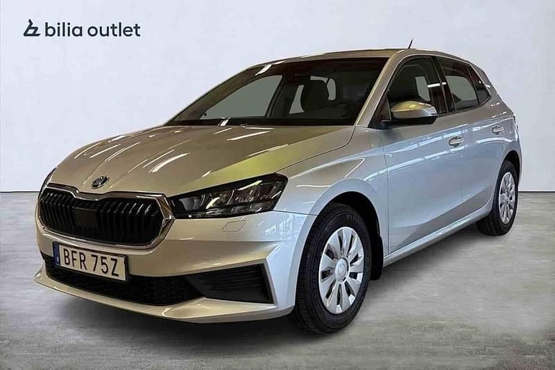 Silver Begagnad 2023 Skoda Fabia Halvkombi | 159 800 kr - Bild 1/1