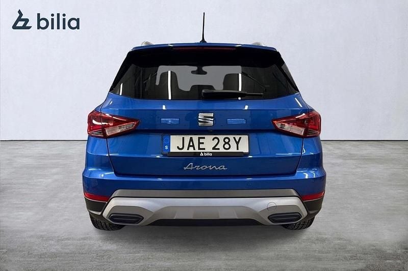 Begagnad Seat Arona Xperience 112 HK (82 kW) 2022 Blå SUV