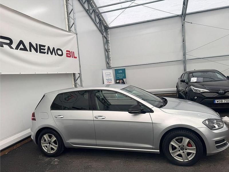 Begagnad VW Golf VII 110 HK (80 kW) 2016 Silver