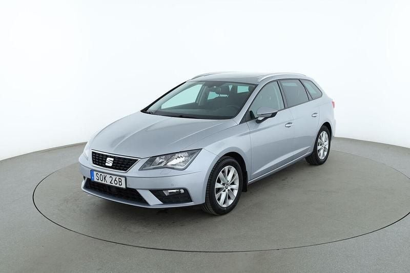 Silver Begagnad 2019 Seat Leon Style Kombi | 127 000 kr (Marknadspris) - Bild 1/3