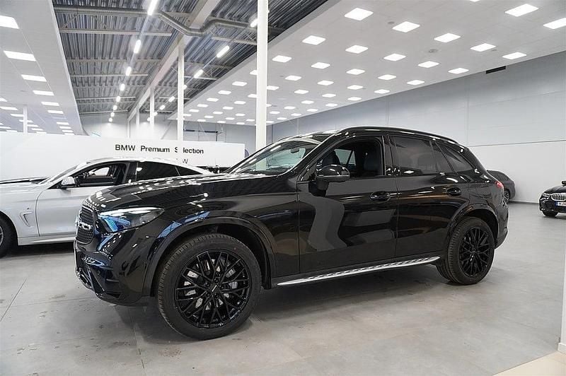Begagnad Mercedes GLC300 AMG 204 HK (150 kW) 2023 Svart SUV