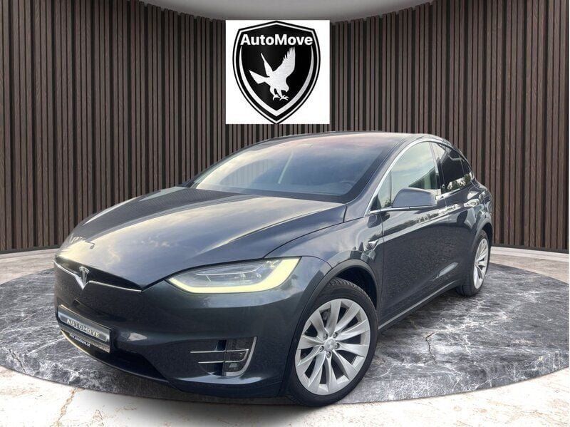 Mörkgrå (grå) Begagnad 2017 Tesla Model X SUV | 349 900 kr (Lite dyr) - Bild 1/4