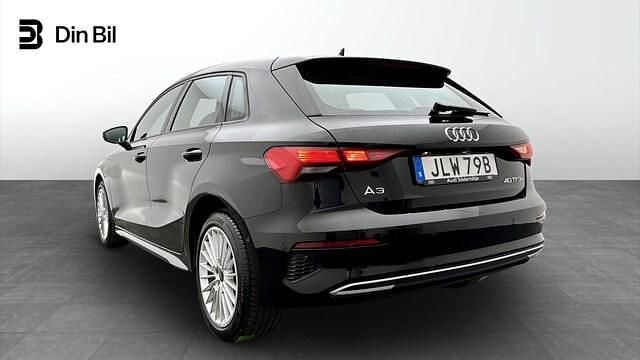 Begagnad Audi A3 Sportback e-tron Advanced Plus 204 HK (150 kW) 2023 Brilliantsvart Halvkombi