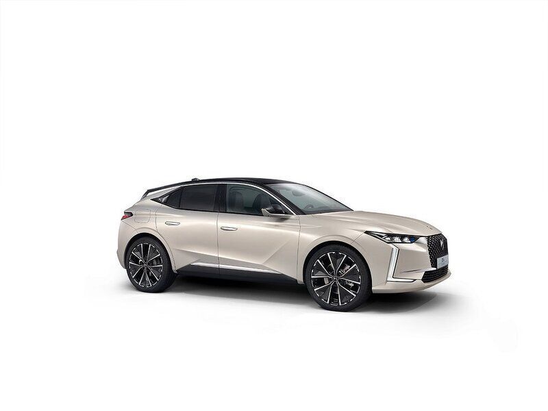 Svart Begagnad 2023 DS Automobiles DS4 Halvkombi | 457 850 kr - Bild 1/3