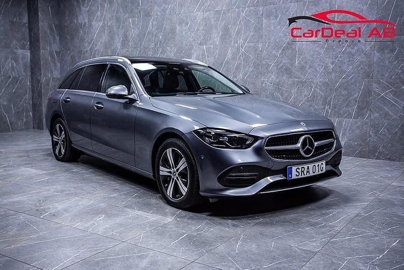 Grå Begagnad 2022 Mercedes C300e Avantgarde Kombi | 349 800 kr (Bra pris) - Bild 1/4