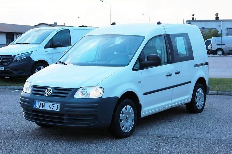 Vit Begagnad 2009 VW Caddy Minibuss | 32 500 kr (Marknadspris) - Bild 1/4