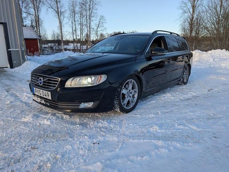 Begagnad Volvo V70 Momentum 181 HK (133 kW) 2016 Svart Kombi