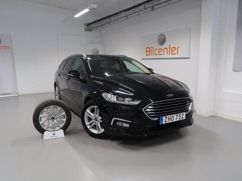 Svart Begagnad 2019 Ford Mondeo Titanium Kombi | 189 900 kr (Marknadspris) - Bild 1/3