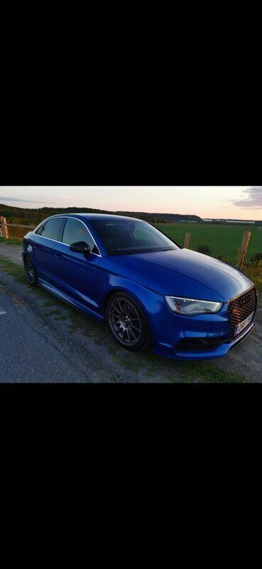 Blå Begagnad 2015 Audi S3 Sedan | 235 900 kr (Marknadspris) - Bild 1/4