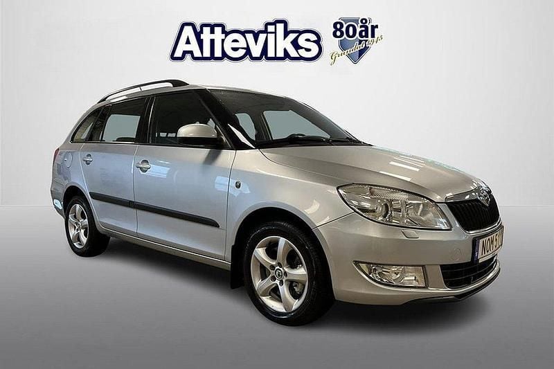 Silver Begagnad 2013 Skoda Fabia Kombi | 74 900 kr (Marknadspris) - Bild 1/4