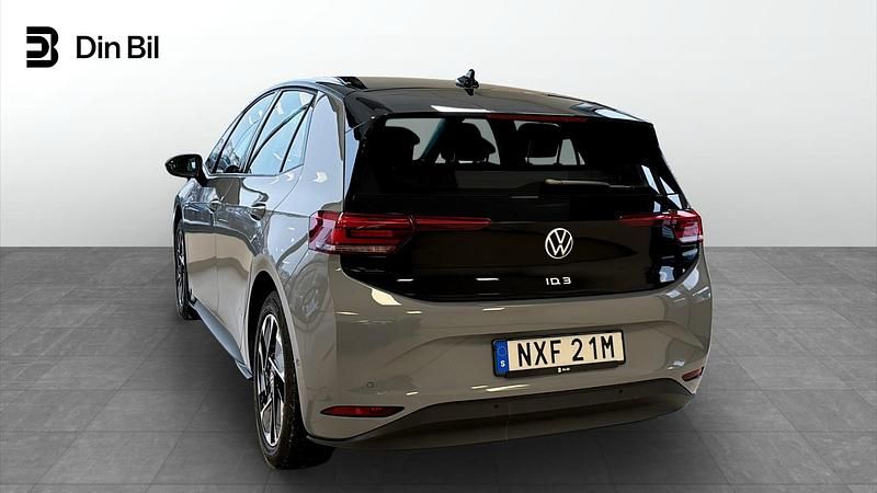 Begagnad VW ID.3 Pro Performance 150 kW (204 HK) 2022 Moonstone grey black Halvkombi
