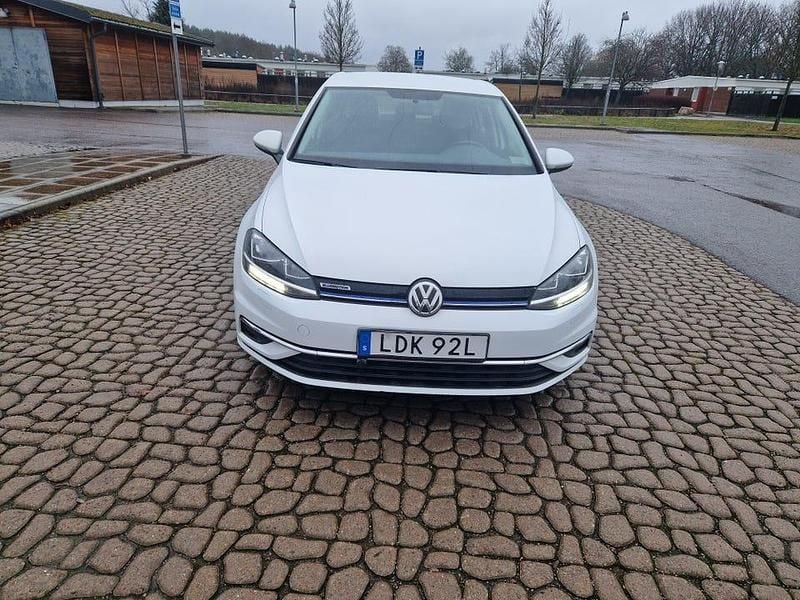 Begagnad 2019 VW Golf VII Halvkombi | 89 000 kr (Bra pris) - Bild 1/4