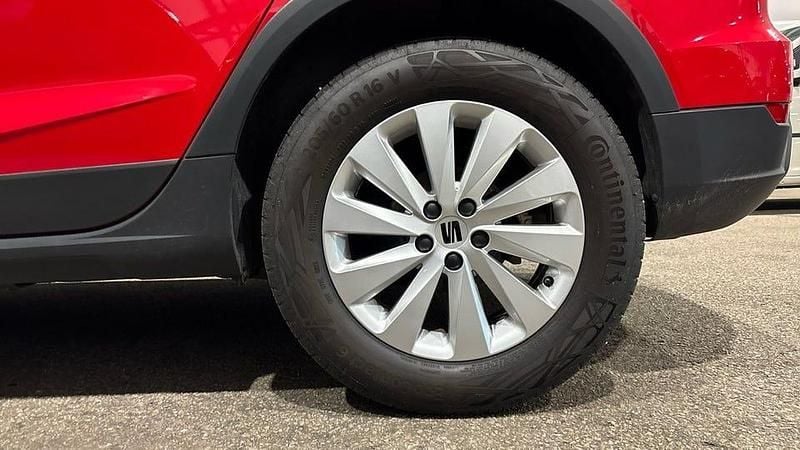 Begagnad Seat Arona Comfort 110 HK (80 kW) 2023 Röd SUV