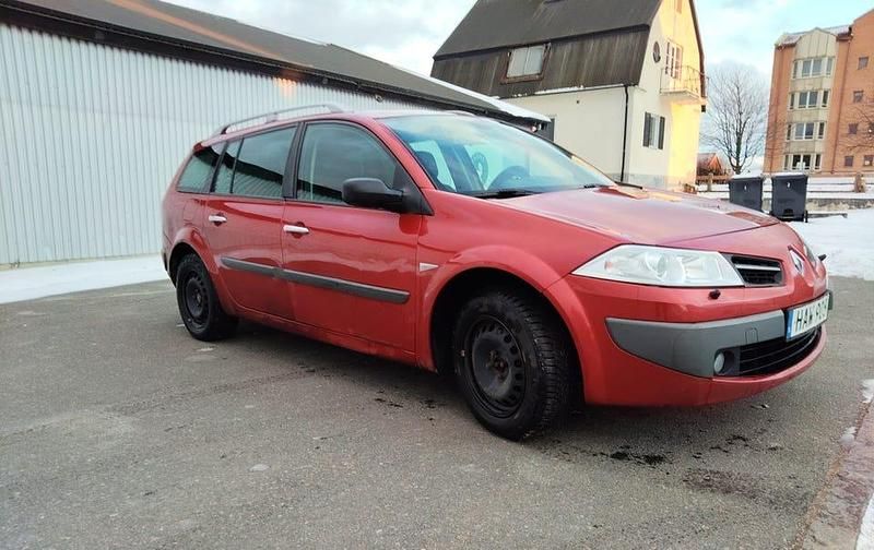 Begagnad Renault Mégane III 105 HK (77 kW) 2008